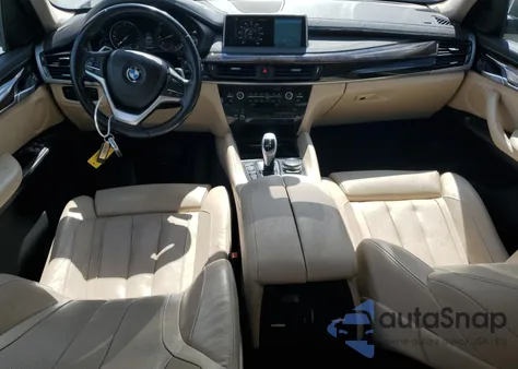 2016 BMW X6 xDrive35I z USA, uszkodzony, nr VIN 5UXKU2C56G0N78113